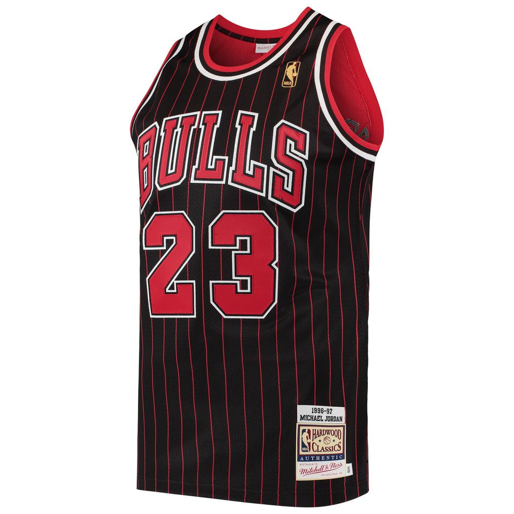 Michael Jordan Chicago Bulls Mitchell & Ness 1996/ 97 Hardwood Classics Authentic Jersey - Black | NBA Fan Gear