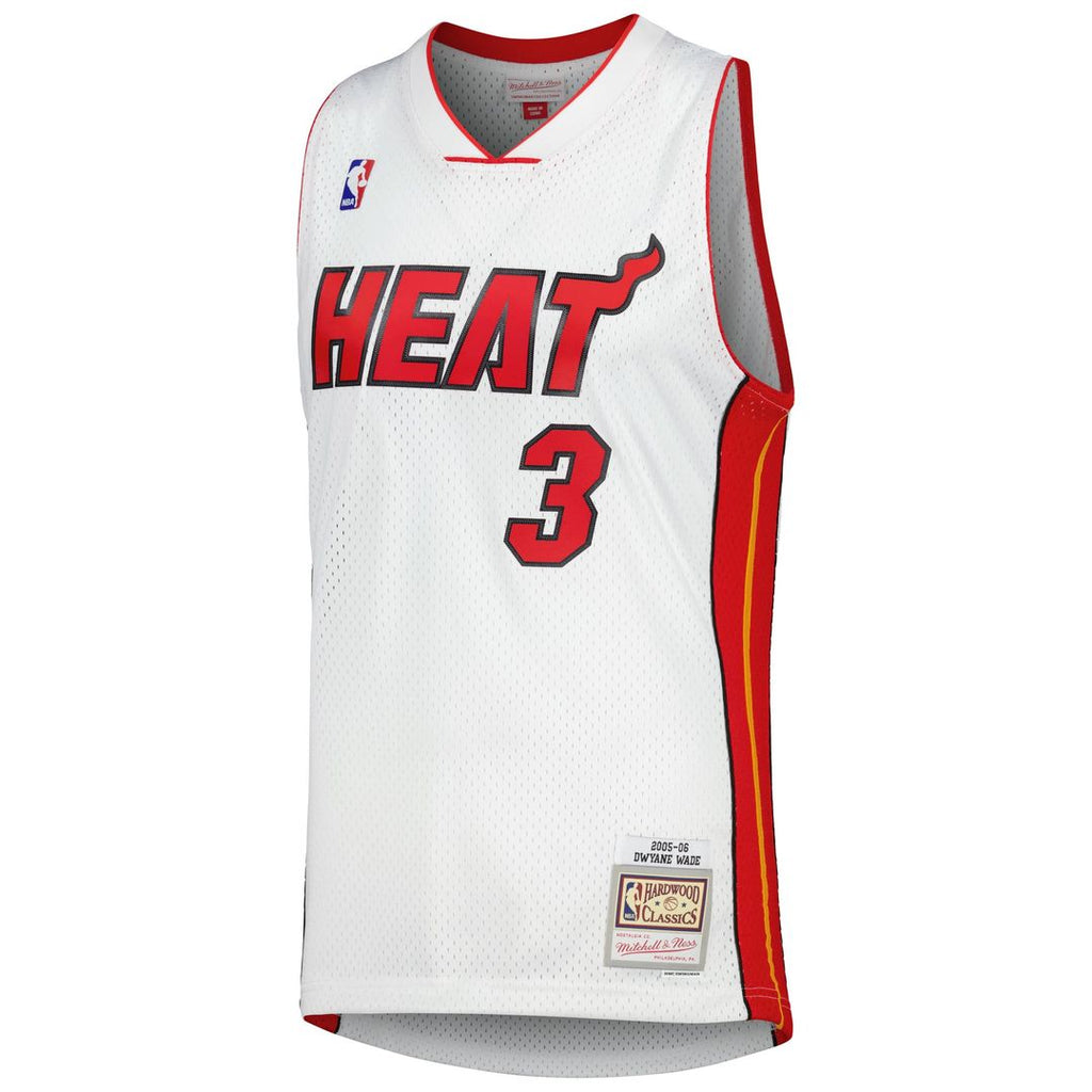 Dwyane Wade Miami Heat Mitchell & Ness 2005/ 06 Hardwood Classics Swingman Jersey - White | NBA Fan Gear