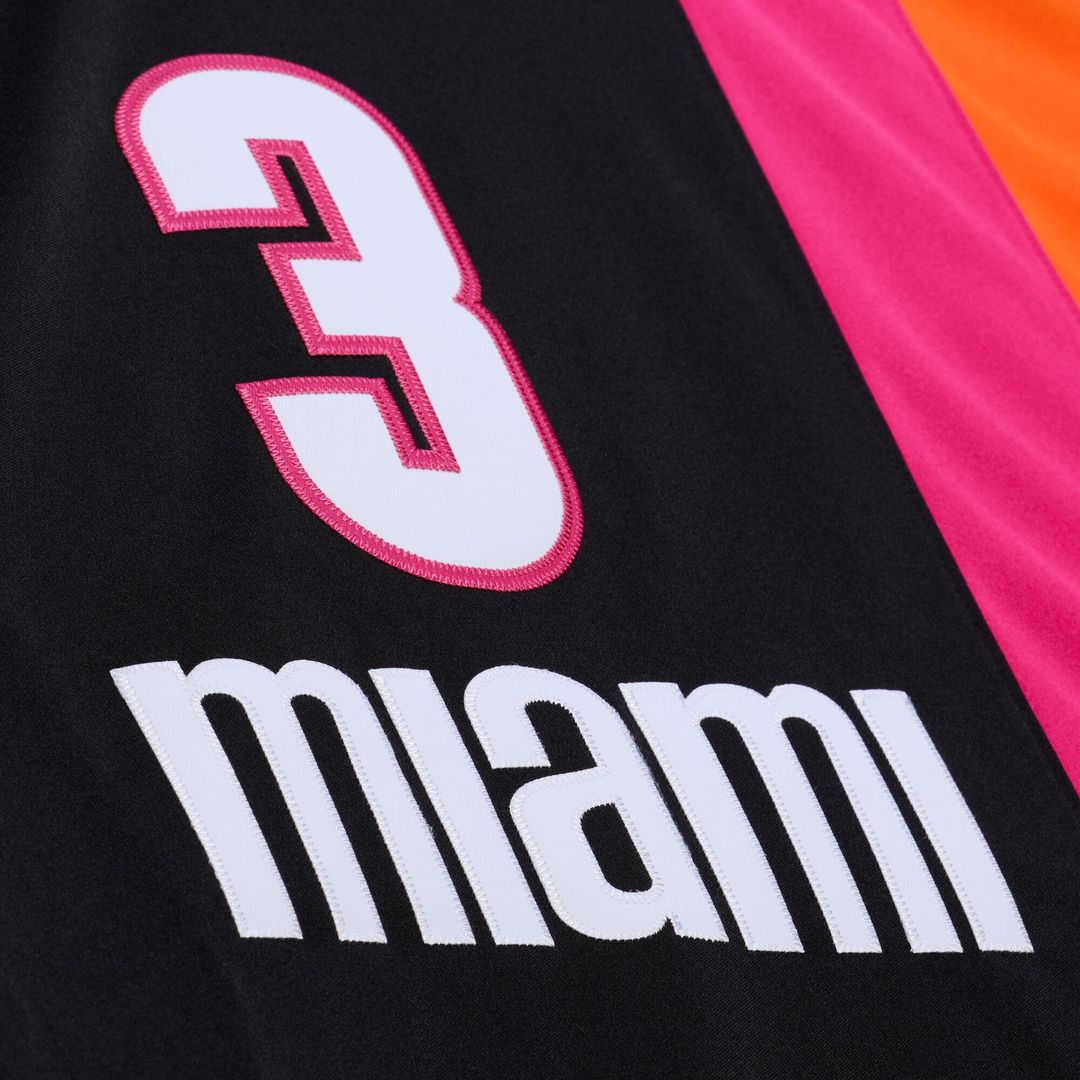 Dwyane Wade Miami Heat Mitchell & Ness 2005-06 Hardwood Classics Authentic Jersey - Black | NBA Fan Gear