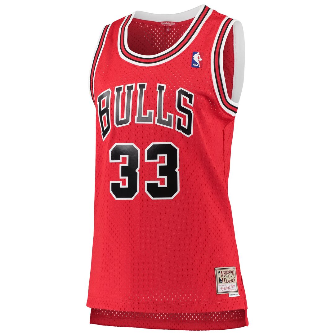 Scottie Pippen Chicago Bulls Mitchell & Ness Women's 1997/ 98 Hardwood Classics Swingman Jersey - Red | NBA Fan Gear