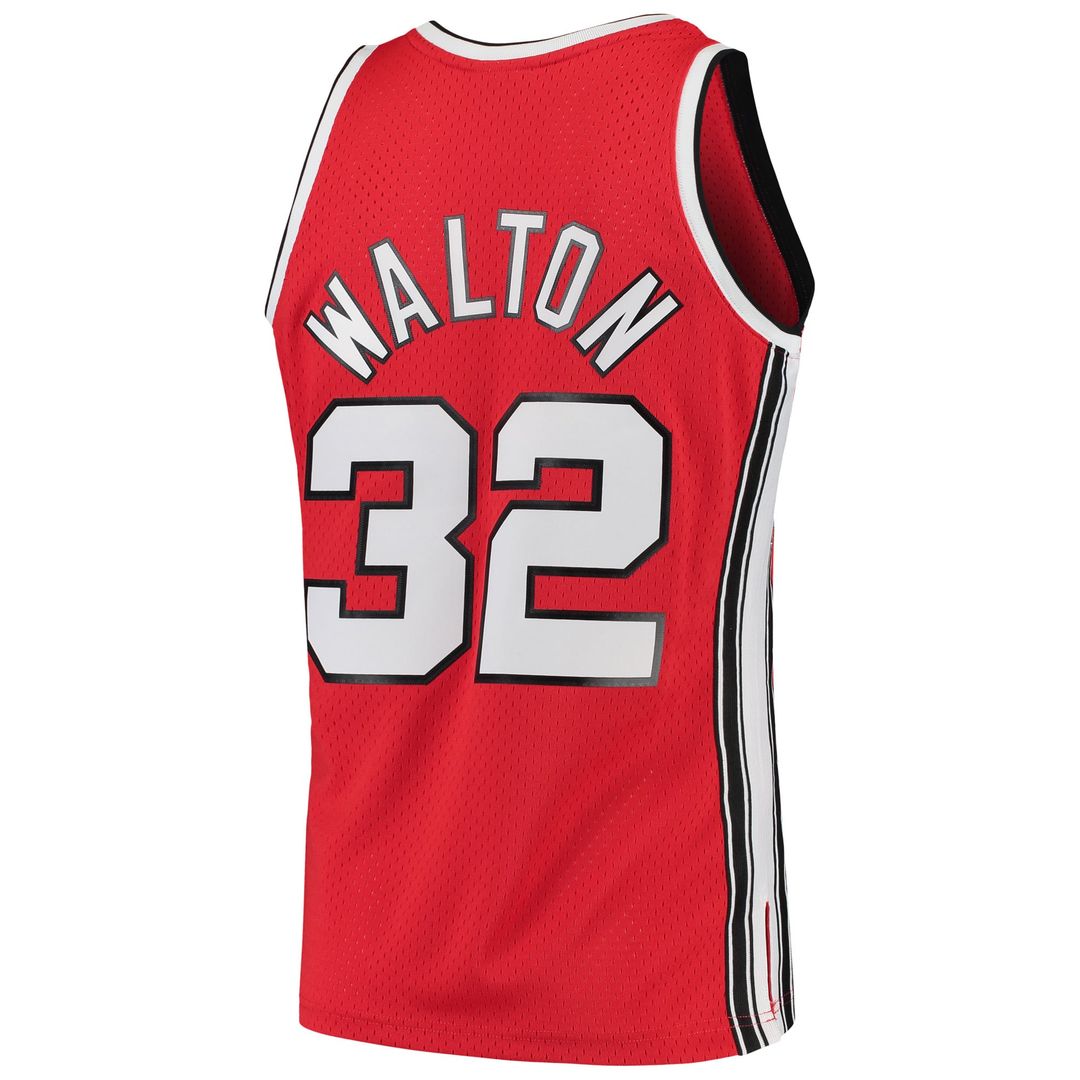 Bill Walton Portland Trail Blazers Mitchell & Ness 1976/ 77 Hardwood Classics Swingman Jersey - Red | NBA Fan Gear