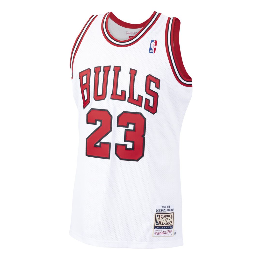 Michael Jordan Chicago Bulls Mitchell & Ness 1995/ 96 Hardwood Classics Authentic Jersey - Black | NBA Fan Gear