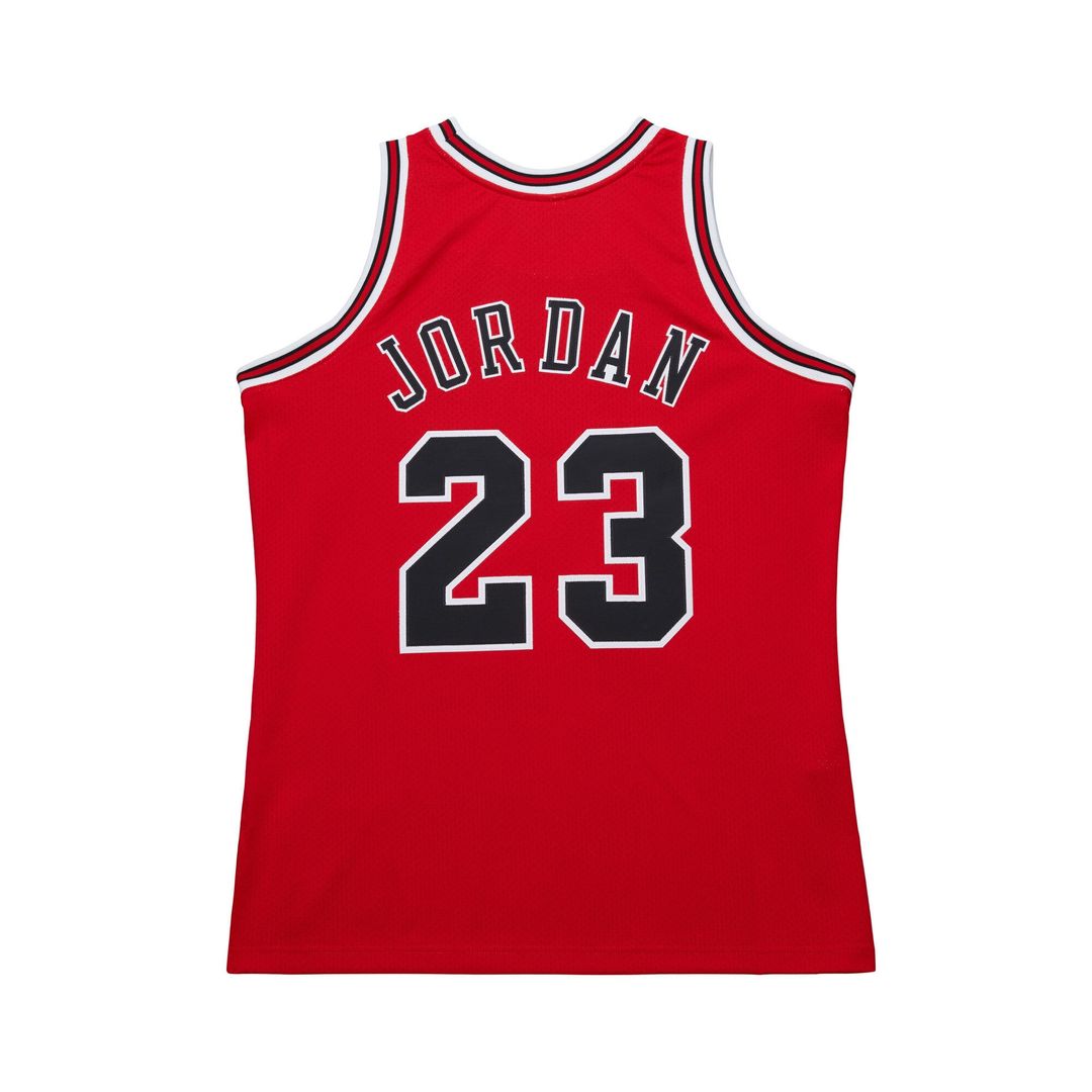 Michael Jordan Chicago Bulls Mitchell & Ness 1996/ 97 Throwback Authentic Jersey - Red | NBA Fan Gear