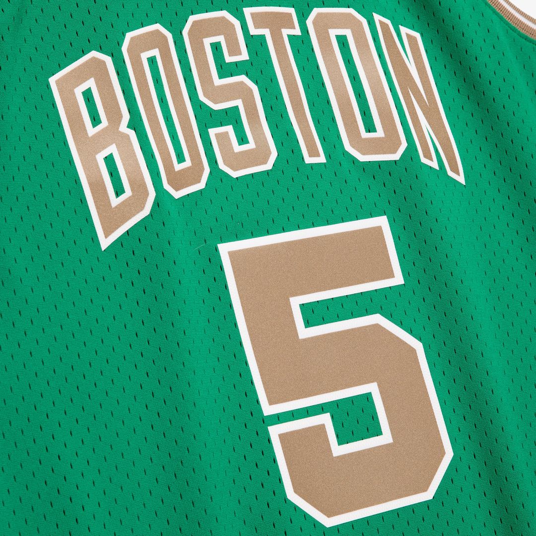 Kevin Garnett Boston Celtics Mitchell & Ness 2007-08 Hardwood Classics Swingman Jersey - Kelly Green | NBA Fan Gear