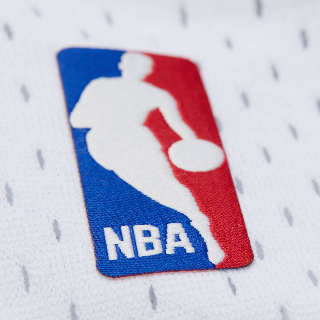 Kevin Garnett Minnesota Timberwolves Mitchell & Ness Hardwood Classics Swingman Jersey - White | NBA Fan Gear
