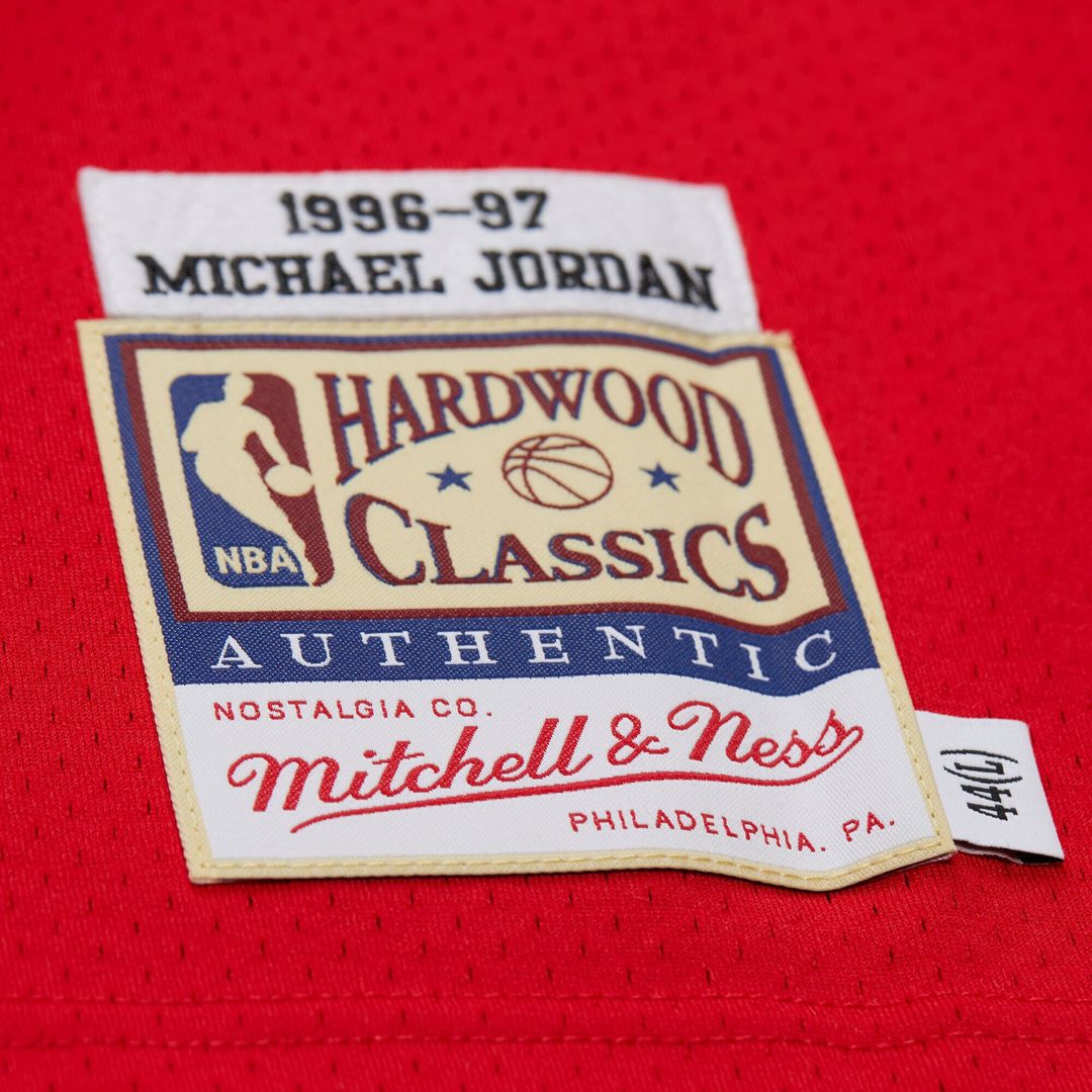 Michael Jordan Chicago Bulls Mitchell & Ness 1996/ 97 Throwback Authentic Jersey - Red | NBA Fan Gear
