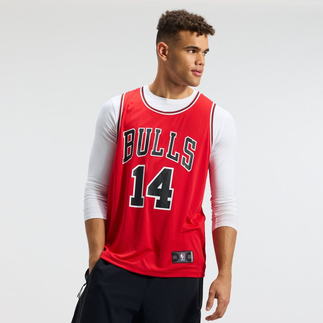Matas Buzelis Chicago Bulls Fanatics Fast Break Replica Player Jersey - Icon Edition - Red | NBA Fan Gear