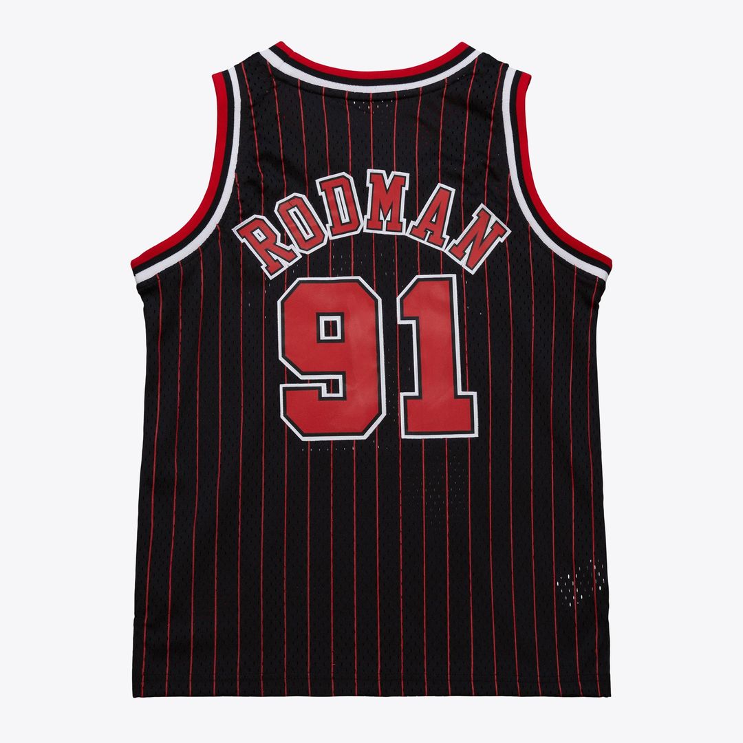 Dennis Rodman Chicago Bulls Youth 1995/ 96 Swingman Jersey - Black | Mitchell & Ness NBA Fan Gear