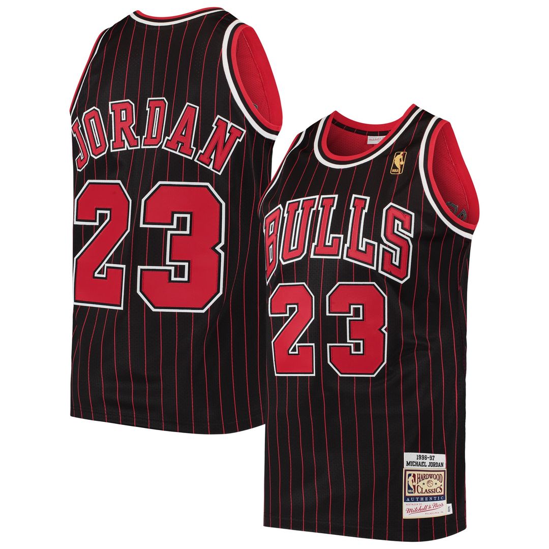 Michael Jordan Chicago Bulls Mitchell & Ness 1996/ 97 Hardwood Classics Authentic Jersey - Black | NBA Fan Gear