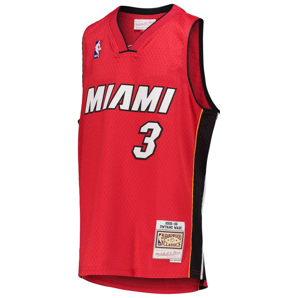 Dwyane Wade Miami Heat Mitchell & Ness Youth 2005/ 06 Hardwood Classics Swingman Jersey - Red | NBA Fan Gear
