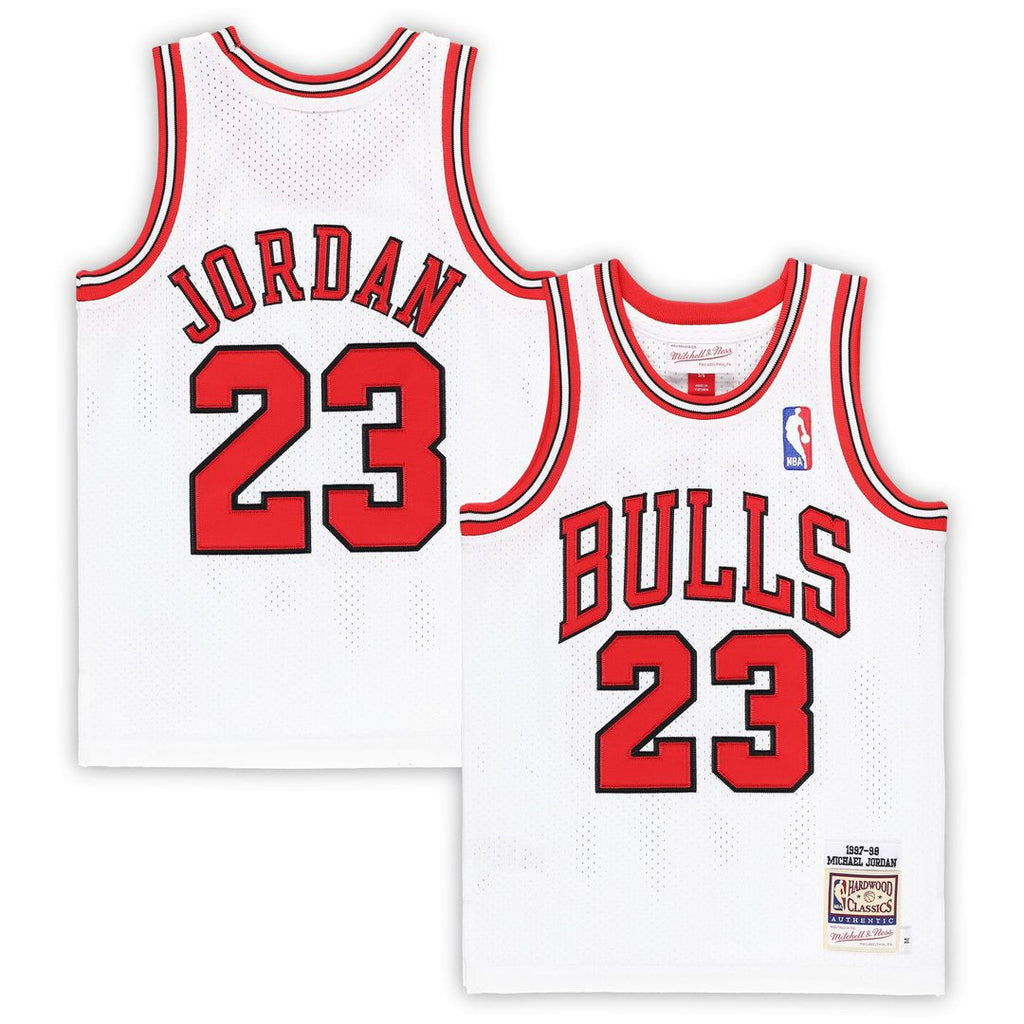 Michael Jordan Chicago Bulls Mitchell & Ness Preschool 1997/ 98 Hardwood Classics Authentic Jersey - White | NBA Fan Gear