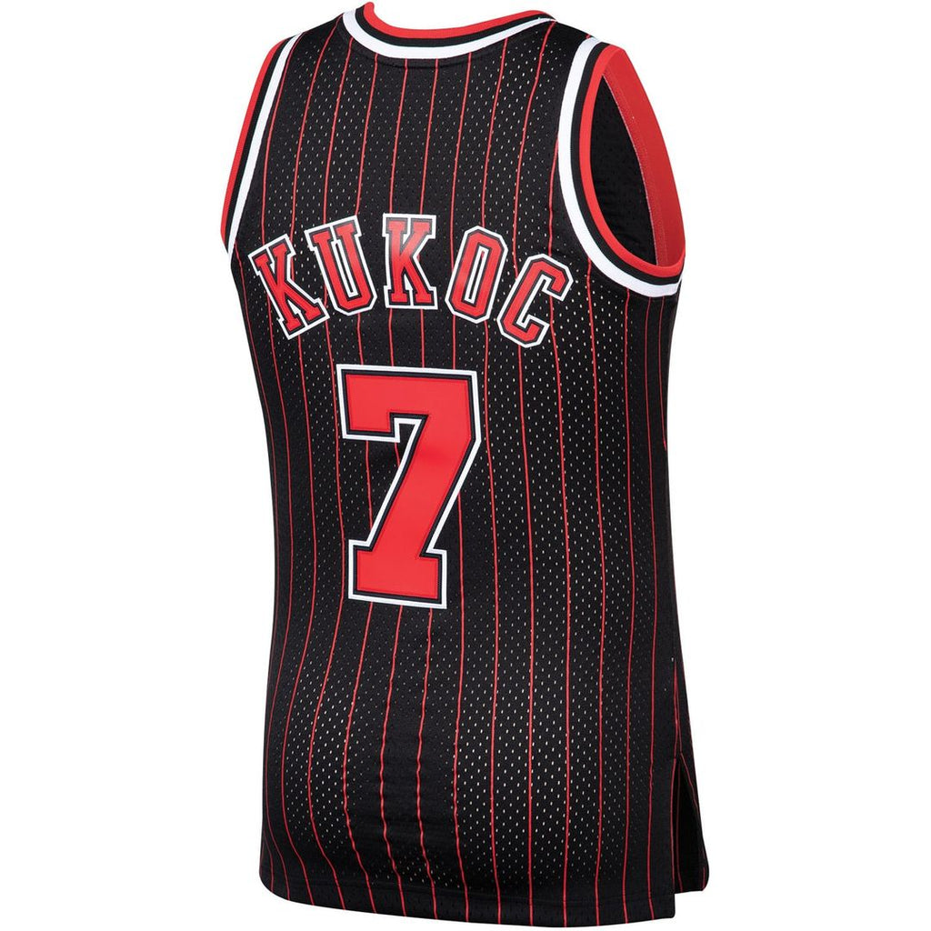 Toni Kukoc Chicago Bulls Mitchell & Ness 1995/ 96 Hardwood Classics Swingman Jersey - Black | NBA Fan Gear