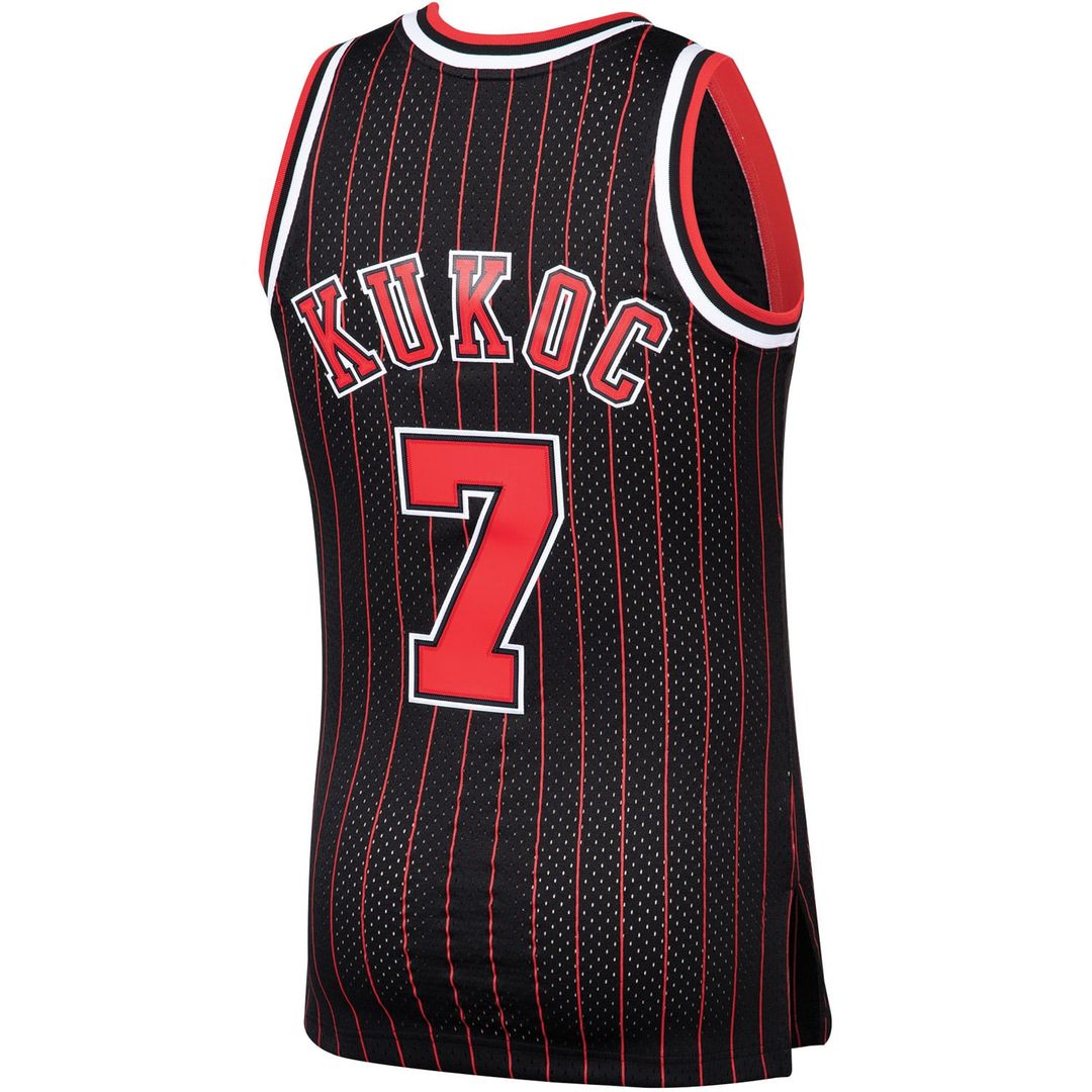 Toni Kukoc Chicago Bulls Mitchell & Ness 1995/ 96 Hardwood Classics Swingman Jersey - Black | NBA Fan Gear