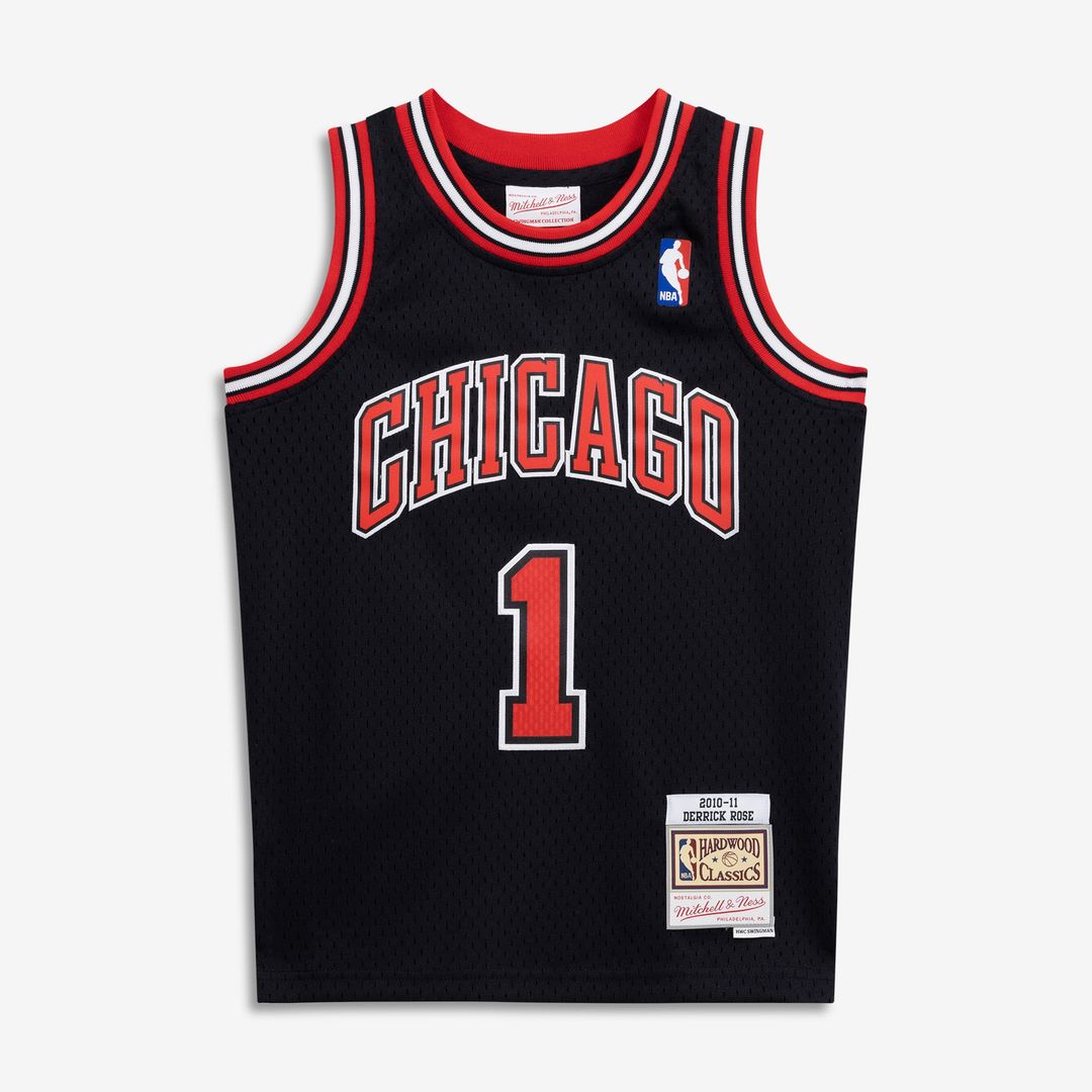Derrick Rose Chicago Bulls Mitchell & Ness Youth 2008/ 09 Hardwood Classics Swingman Jersey - Red | NBA Fan Gear