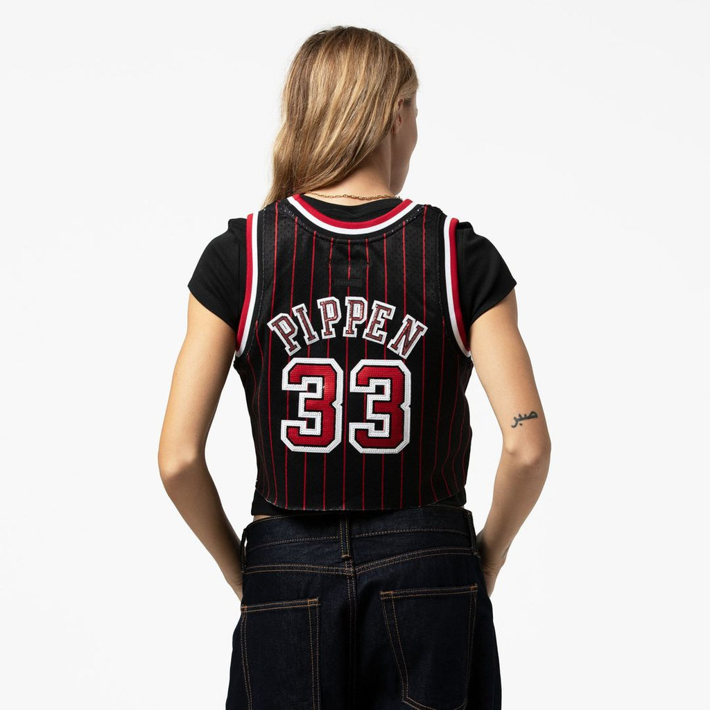 Scottie Pippen Chicago Bulls Mitchell & Ness x DANNIJO Women's Fashion Cropped Basketball Jersey - Black | NBA Fan Gear
