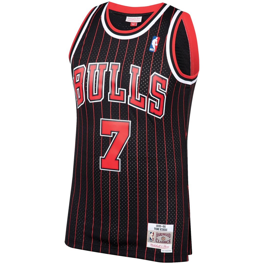 Toni Kukoc Chicago Bulls Mitchell & Ness 1995/ 96 Hardwood Classics Swingman Jersey - Black | NBA Fan Gear