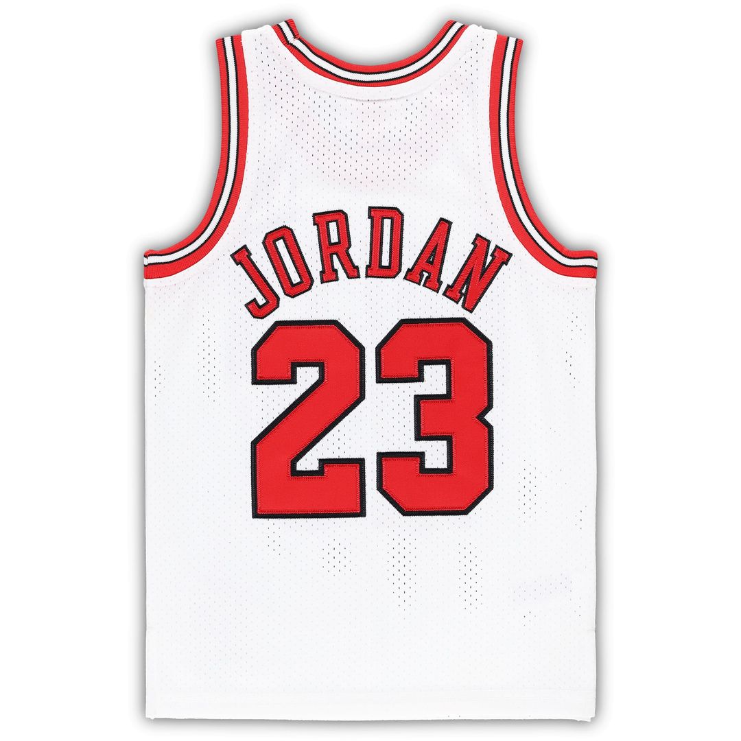 Michael Jordan Chicago Bulls Mitchell & Ness Preschool 1997/ 98 Hardwood Classics Authentic Jersey - Red | NBA Fan Gear