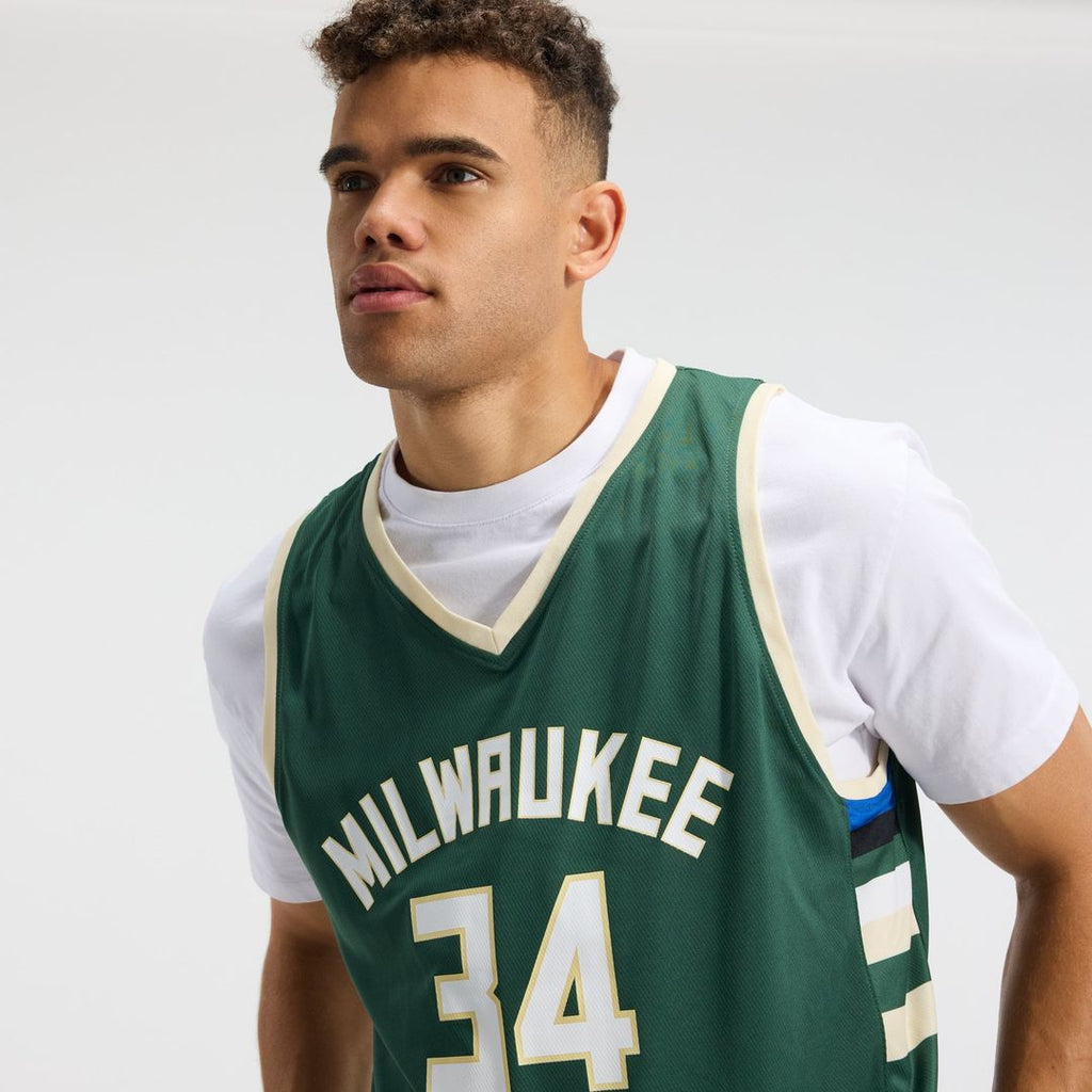 Giannis Antetokounmpo Milwaukee Bucks Fanatics Fast Break Replica Player Jersey - Icon Edition - Hunter Green | NBA Fan Gear