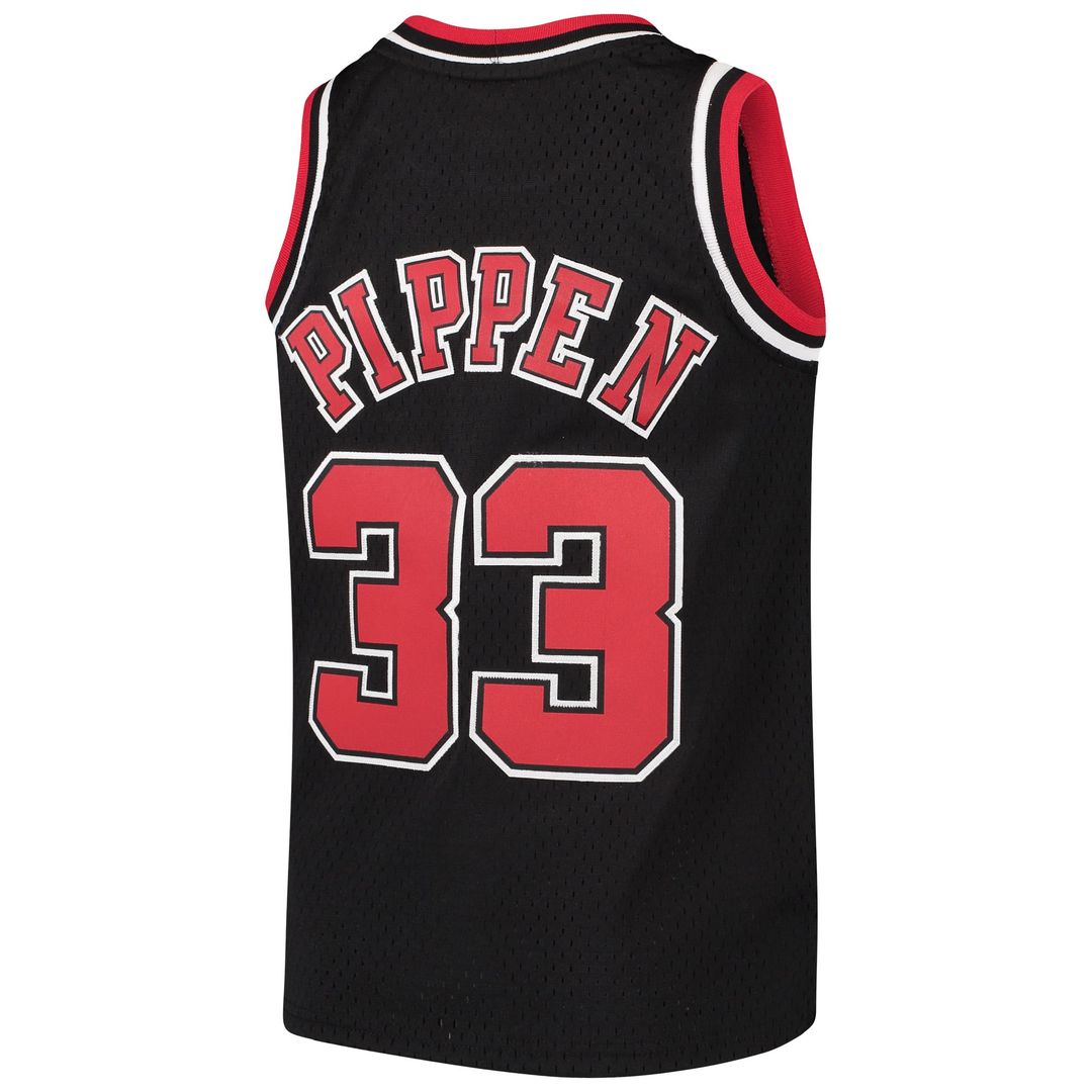 Scottie Pippen Chicago Bulls Mitchell & Ness Youth Hardwood Classics Swingman Throwback Jersey - Black | NBA Fan Gear