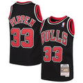 Scottie Pippen Chicago Bulls Mitchell & Ness Youth Hardwood Classics Swingman Throwback Jersey - Black | NBA Fan Gear