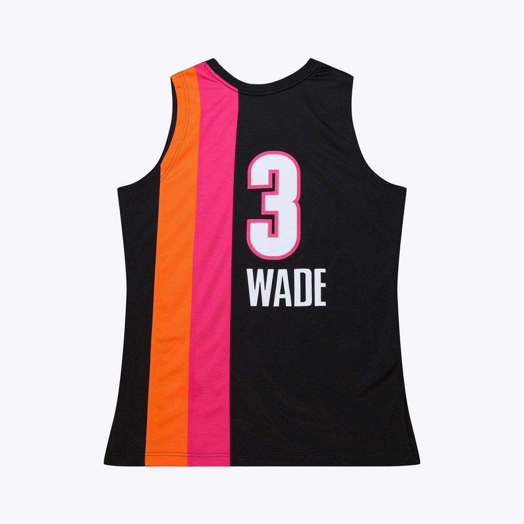 Dwyane Wade Miami Heat Mitchell & Ness 2005-06 Hardwood Classics Authentic Jersey - Black | NBA Fan Gear