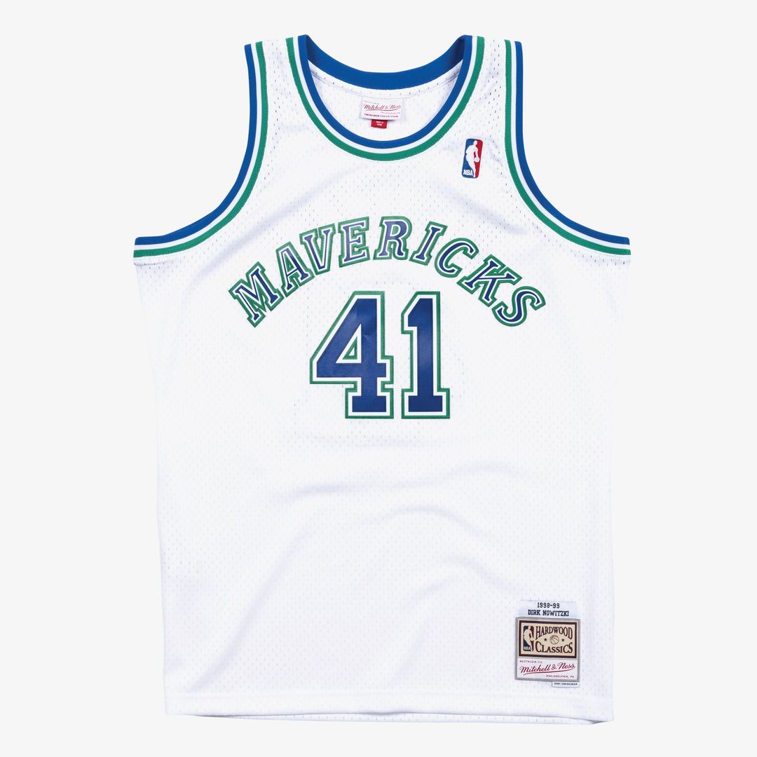 Dirk Nowitzki Dallas Mavericks Mitchell & Ness 1998-99 Hardwood Classics Swingman Jersey - White | NBA Fan Gear
