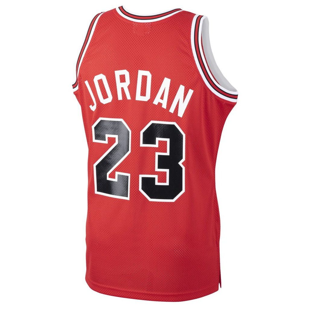 Michael Jordan Chicago Bulls Mitchell & Ness 1984/ 85 Hardwood Classics Rookie Authentic Jersey - Red | NBA Fan Gear